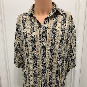 Untied Button Down Shirt Men’s vintage short sleeve  Medium